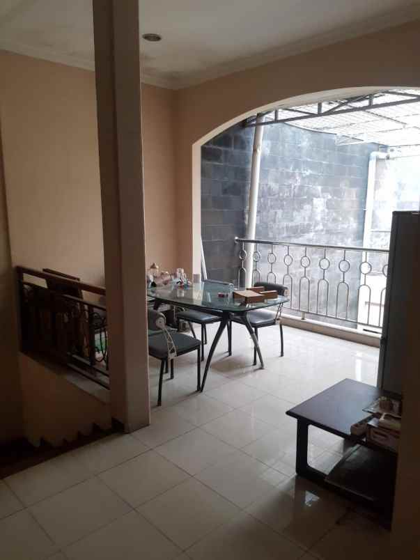 dijual rumah bukit gading mediterania