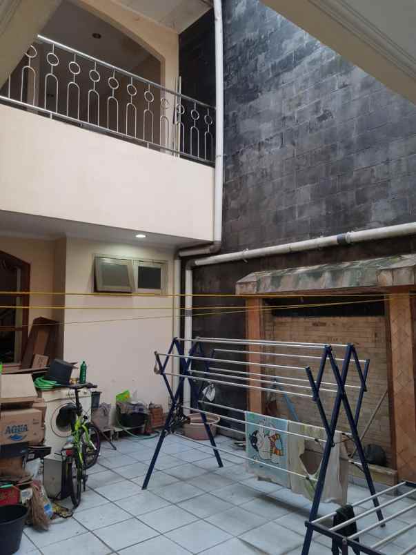 dijual rumah bukit gading mediterania