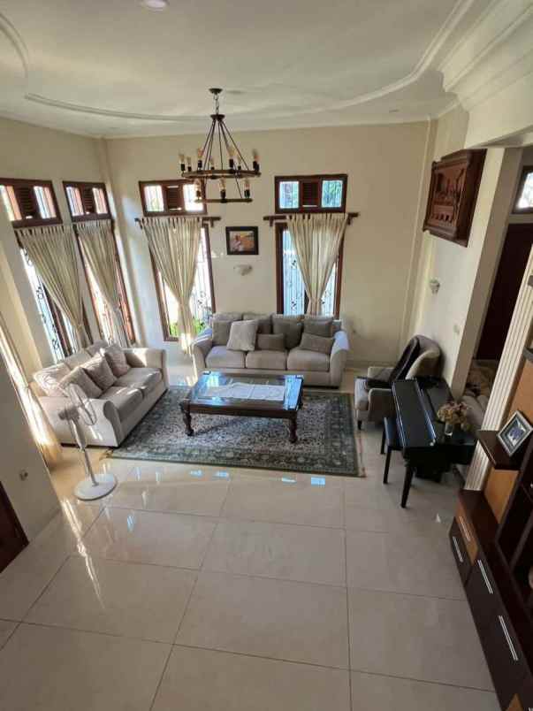 dijual rumah bulusan