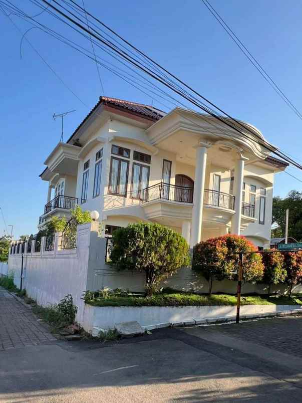 dijual rumah bulusan