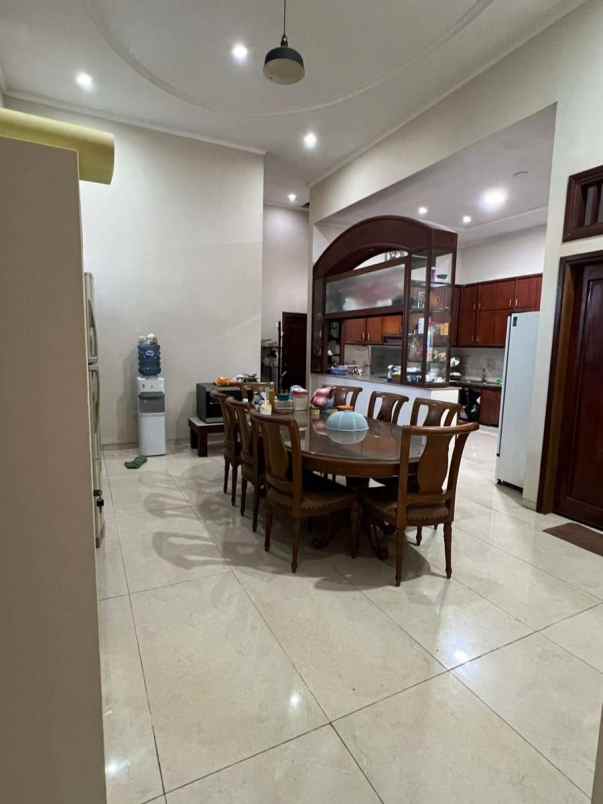 dijual rumah bulusan