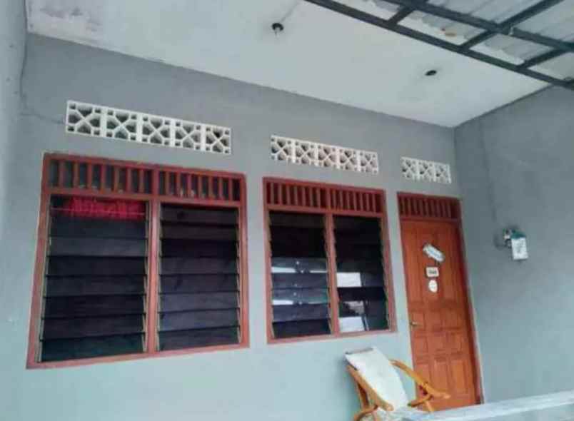 dijual rumah bulustalan