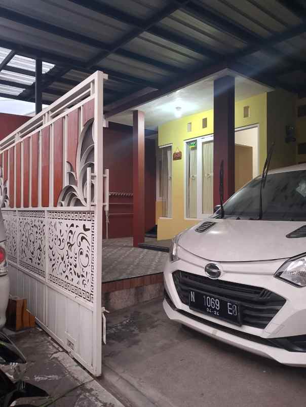 dijual rumah bunton