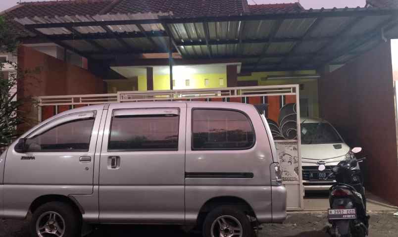 dijual rumah bunton