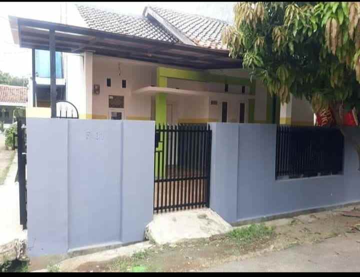 dijual rumah campaka