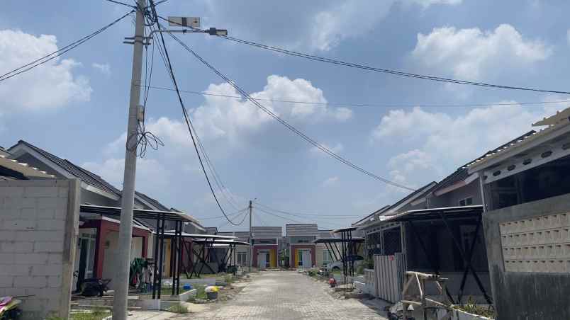 dijual rumah campaka