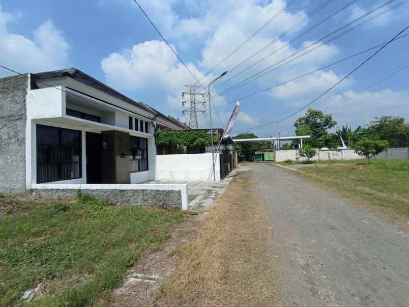 dijual rumah cantelan ketandan klaten utara