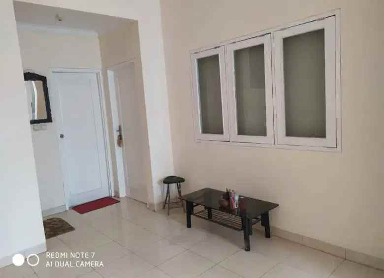 dijual rumah cantik hook di cirendeu