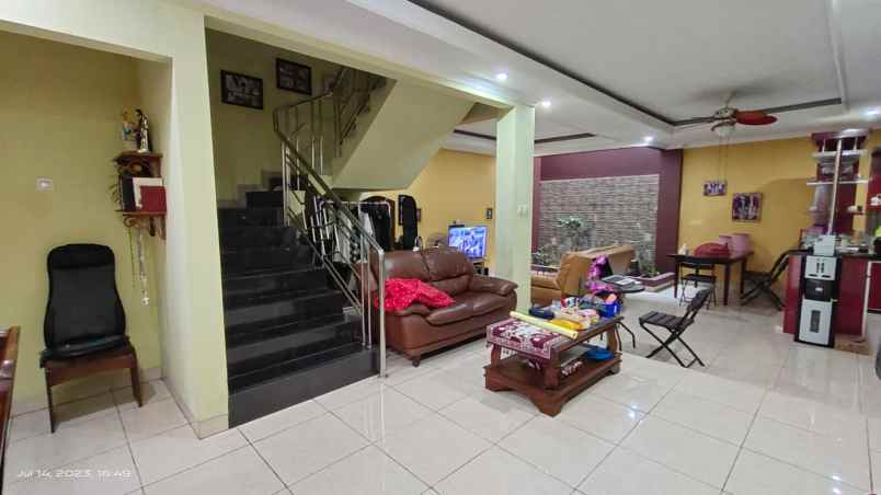 dijual rumah celebration town grand