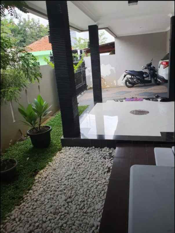 dijual rumah cempaka putih jakarta pusat