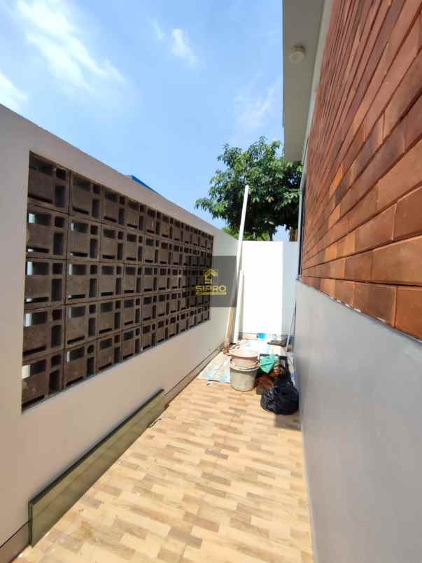 dijual rumah ciater bsd