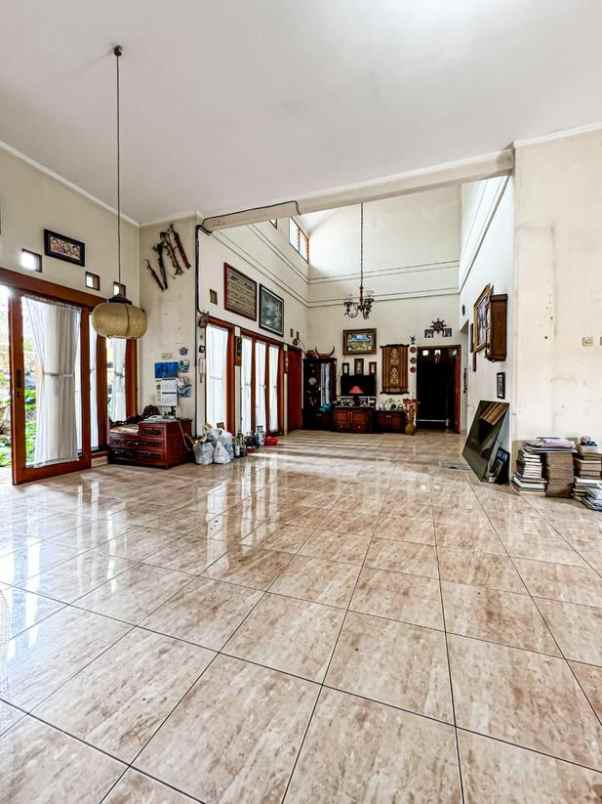 dijual rumah cikutra pahlawan kota bandung