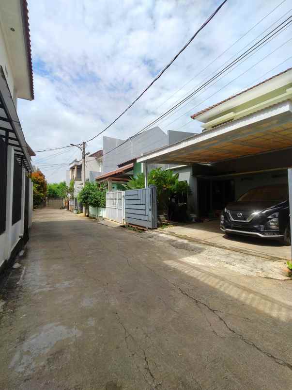 dijual rumah cilangkap cipayung jaktim