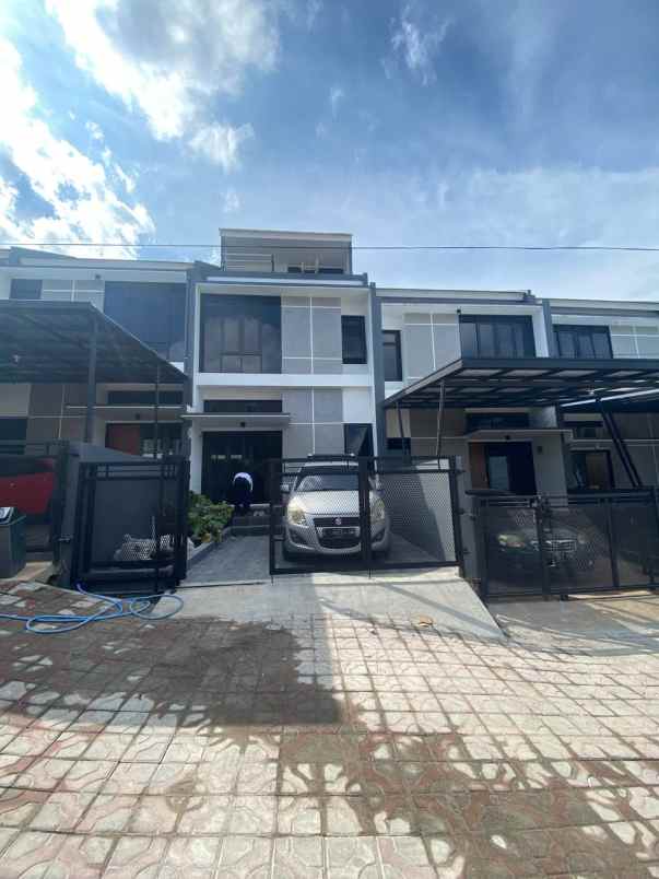 dijual rumah cileunyi