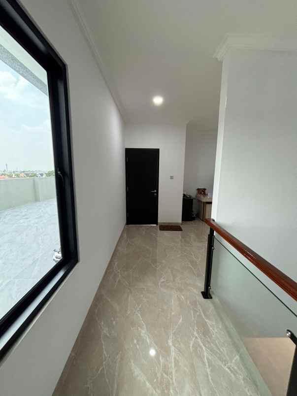 dijual rumah cimanggis