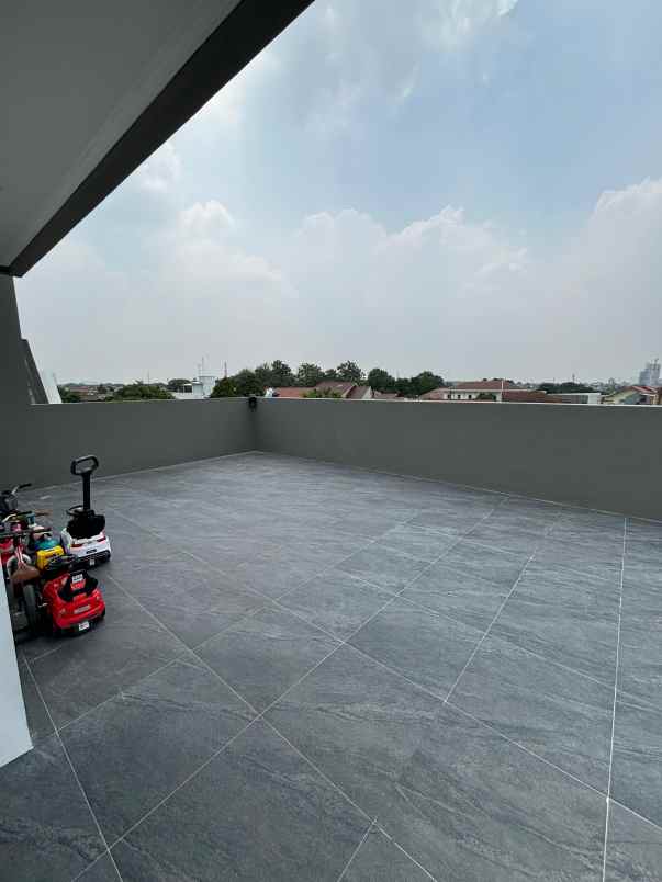 dijual rumah cimanggis