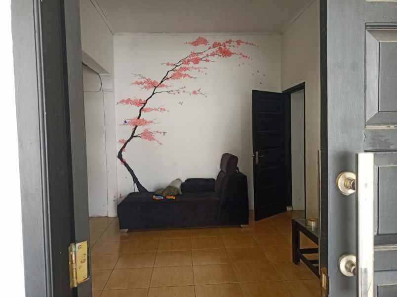 dijual rumah cipageran cimahi