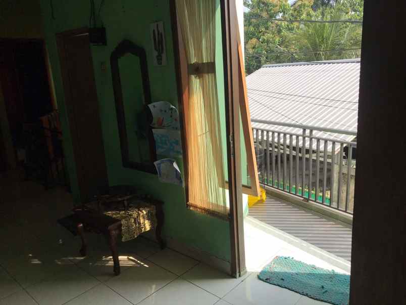 dijual rumah cipedak
