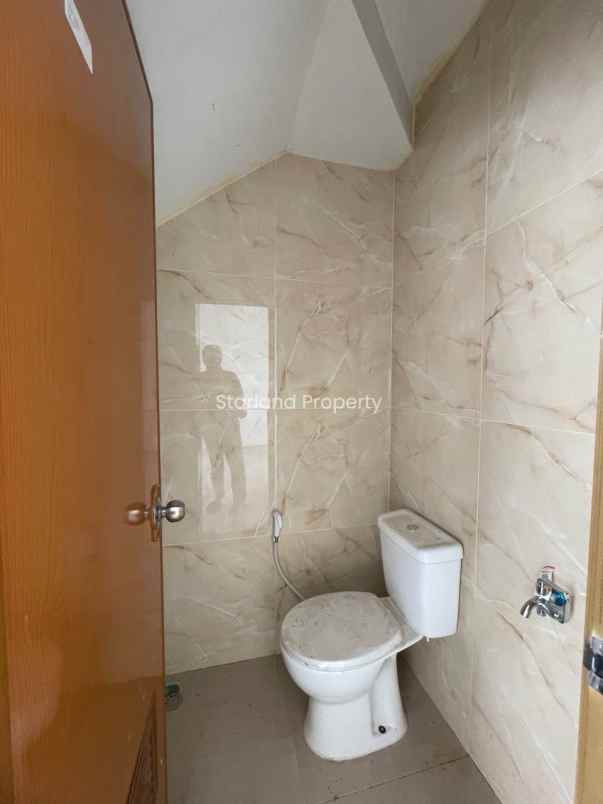 dijual rumah ciputat tangsel