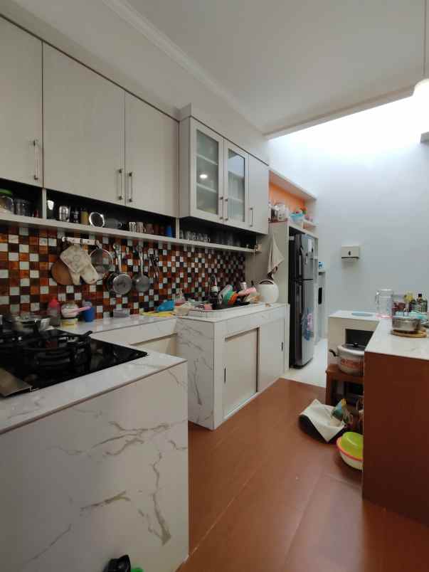 dijual rumah ciracas jakarta timur