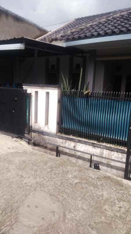 dijual rumah citeureup