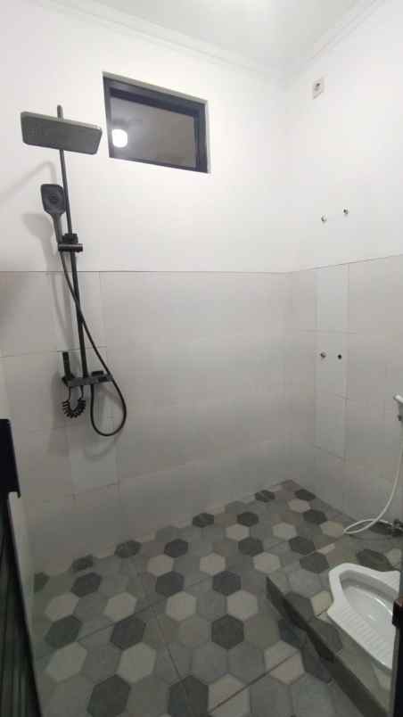 dijual rumah citeureup cimahi