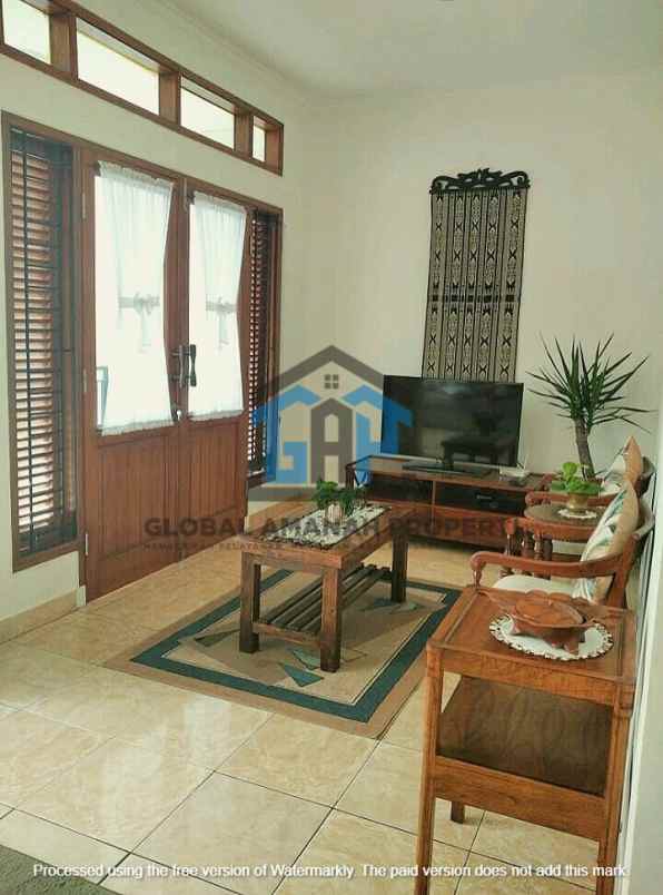 dijual rumah ciwaruga