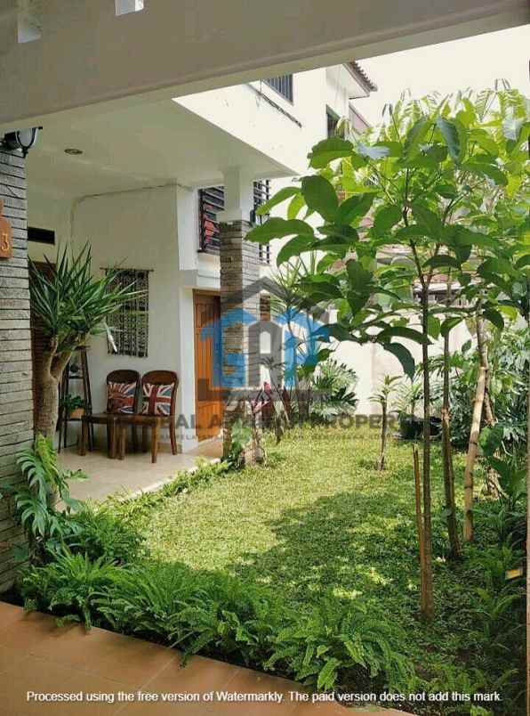 dijual rumah ciwaruga