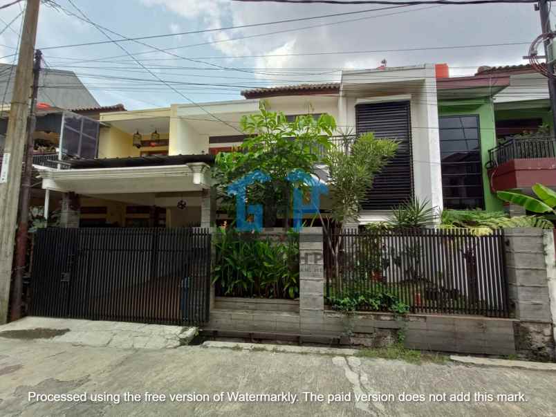 dijual rumah ciwaruga
