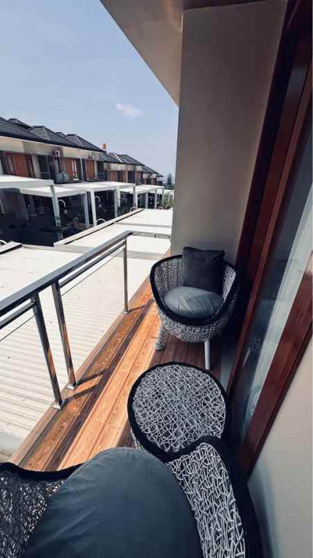 dijual rumah cluster bali garden city