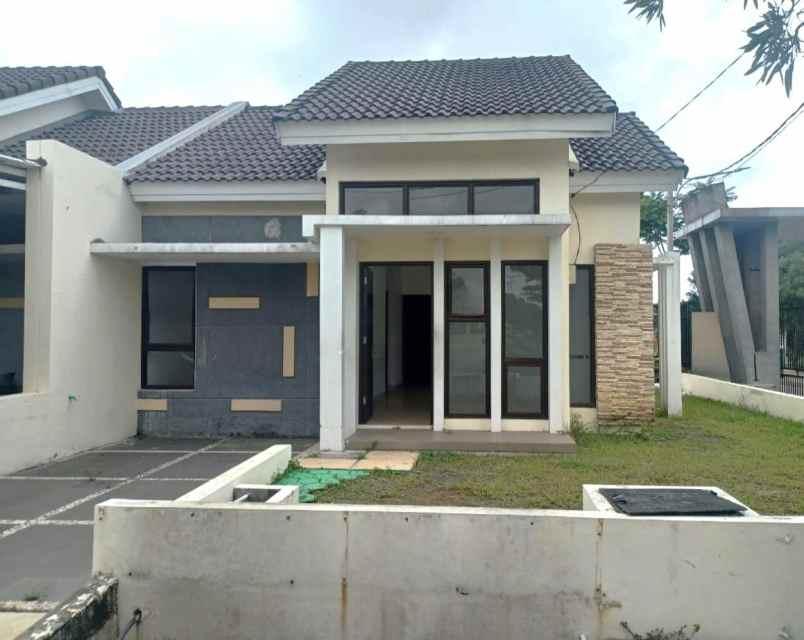 dijual rumah cluster baltic segara city