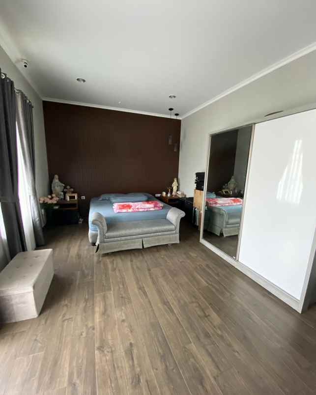 dijual rumah cluster maxwell scientia