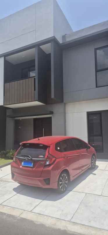 dijual rumah cluster regia residence