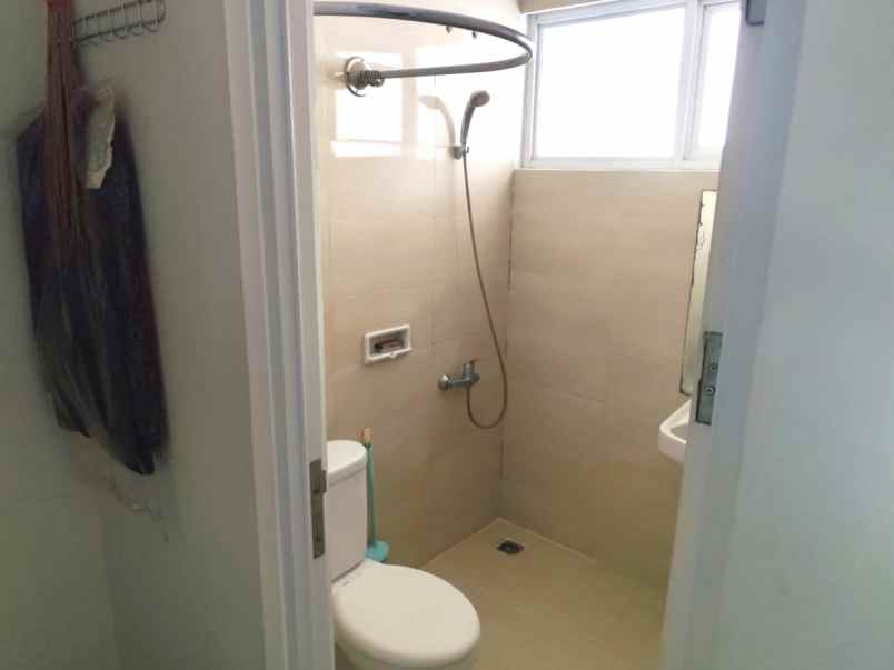 dijual rumah cluster savana metland cakung