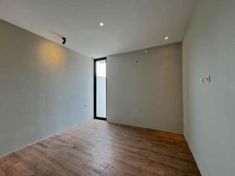 dijual rumah condongcatur kec depok kab