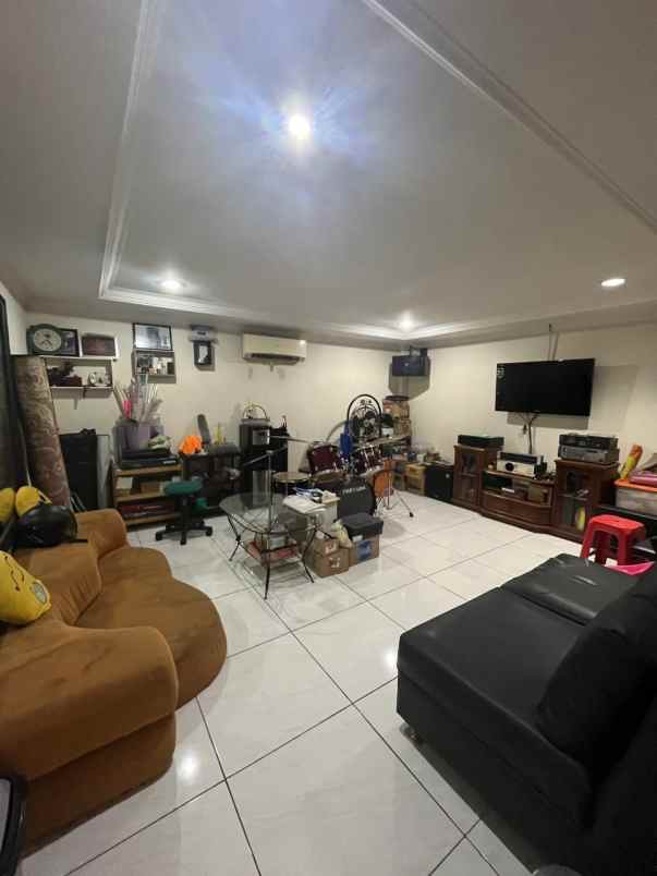 dijual rumah daan mogot jakbar