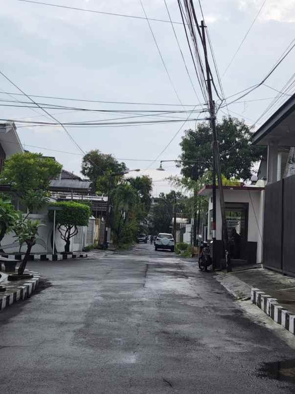 dijual rumah darmo permai utara surabaya