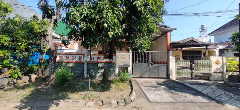 dijual rumah darmo sentosa raya