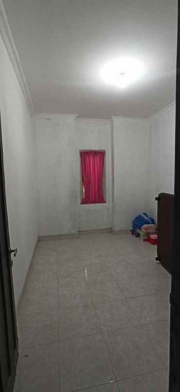 dijual rumah depok sleman