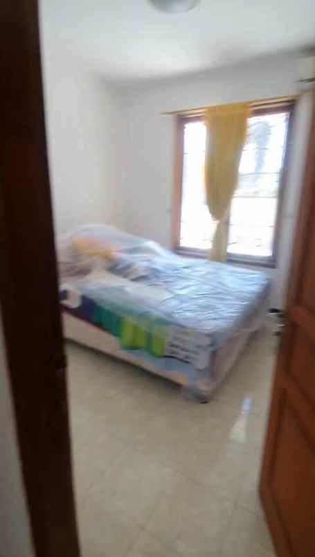 dijual rumah dharmahusada mas