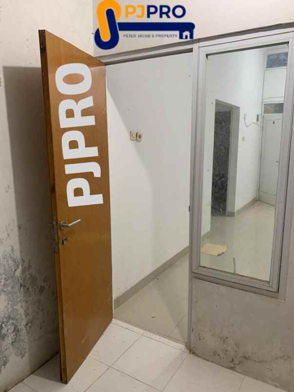 dijual rumah di daerah panjibuwono city