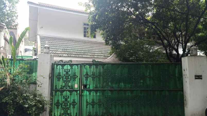 dijual rumah di jl prapanca raya jakarta selatan