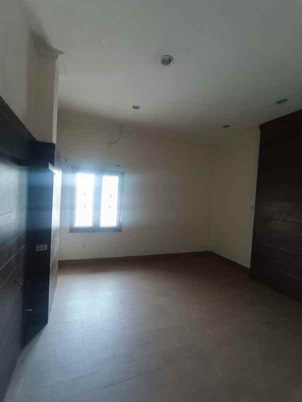 dijual rumah di kalideres permai jakarta barat