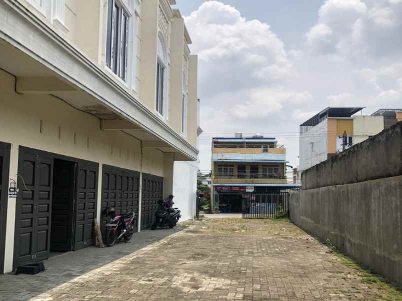 dijual rumah di komplek durung residence akses mudah