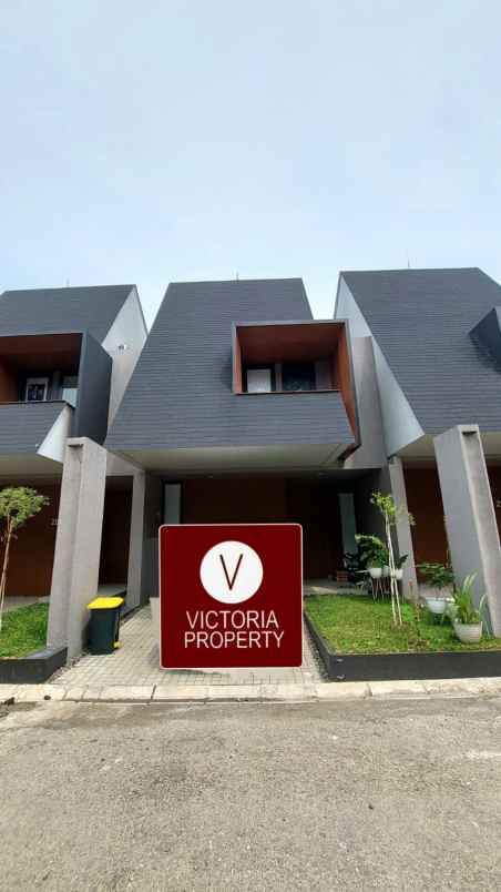 dijual rumah di paradesa cibubur dekat lrt harjamukti