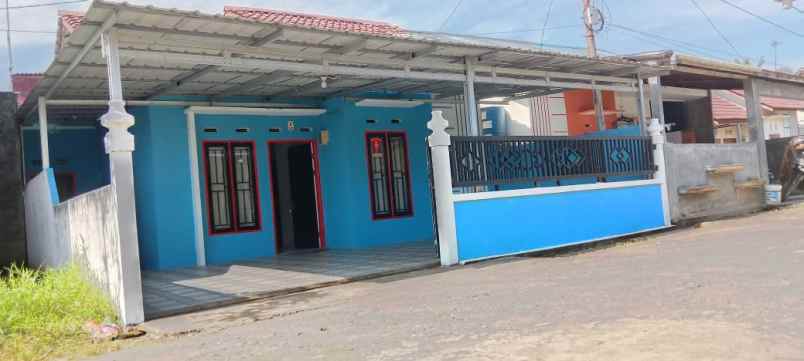 dijual rumah dijual rumah di kuala dua