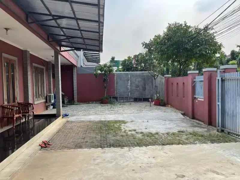 dijual rumah duren sawit