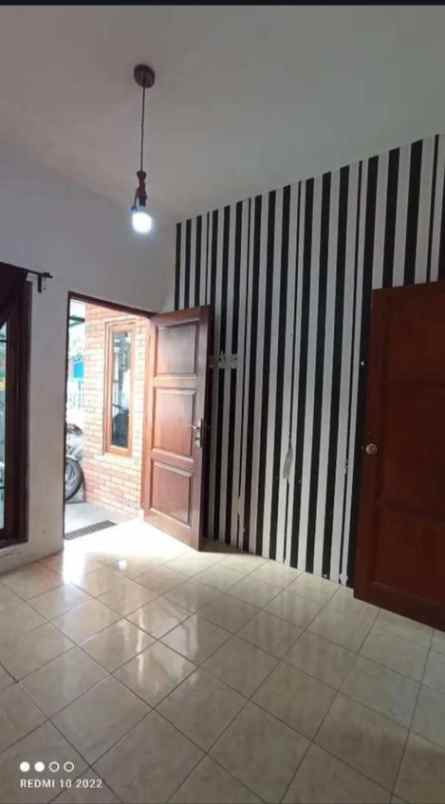 dijual rumah elkk297