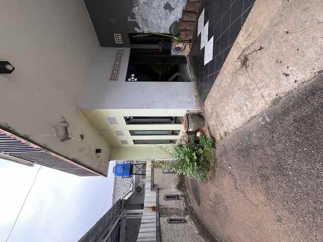 dijual rumah elkk359