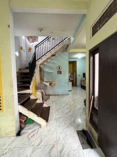 dijual rumah elkk359